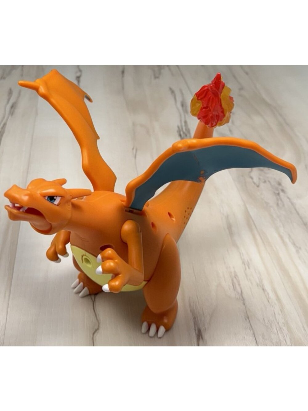 POKEMON Flame & Flight 9" Motion Sound Deluxe CHARIZARD Action Figure WORKS!